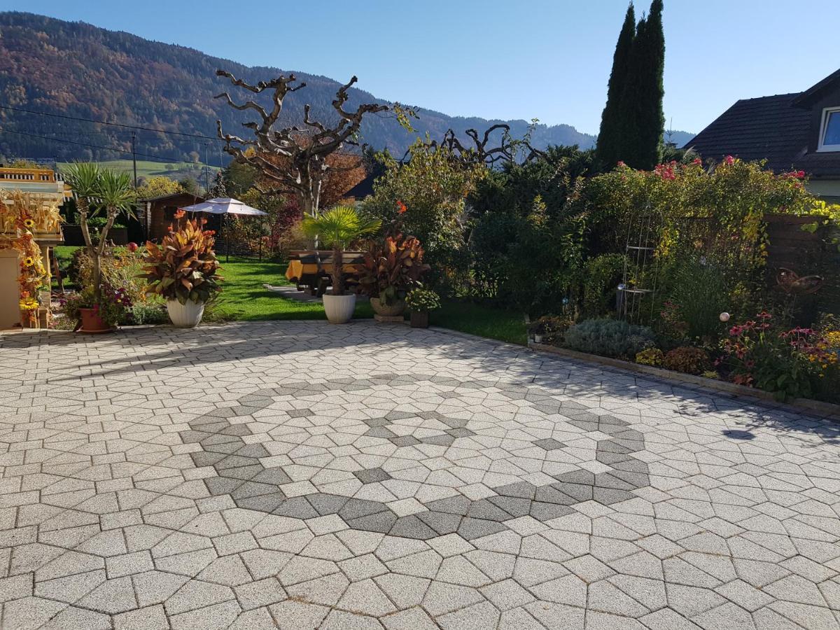 Ferienwohnung Stichauner Bodensdorf Pokoj fotografie